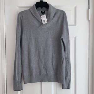 H&m gray sweater nwt size small